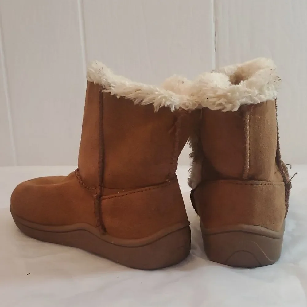Garanimals Size 7 Toddler Girl's Brown Boots with Cream Trim